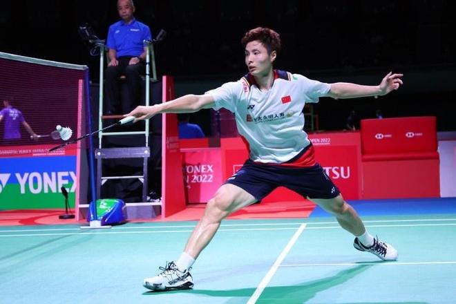 队正面对抗 队正面对抗